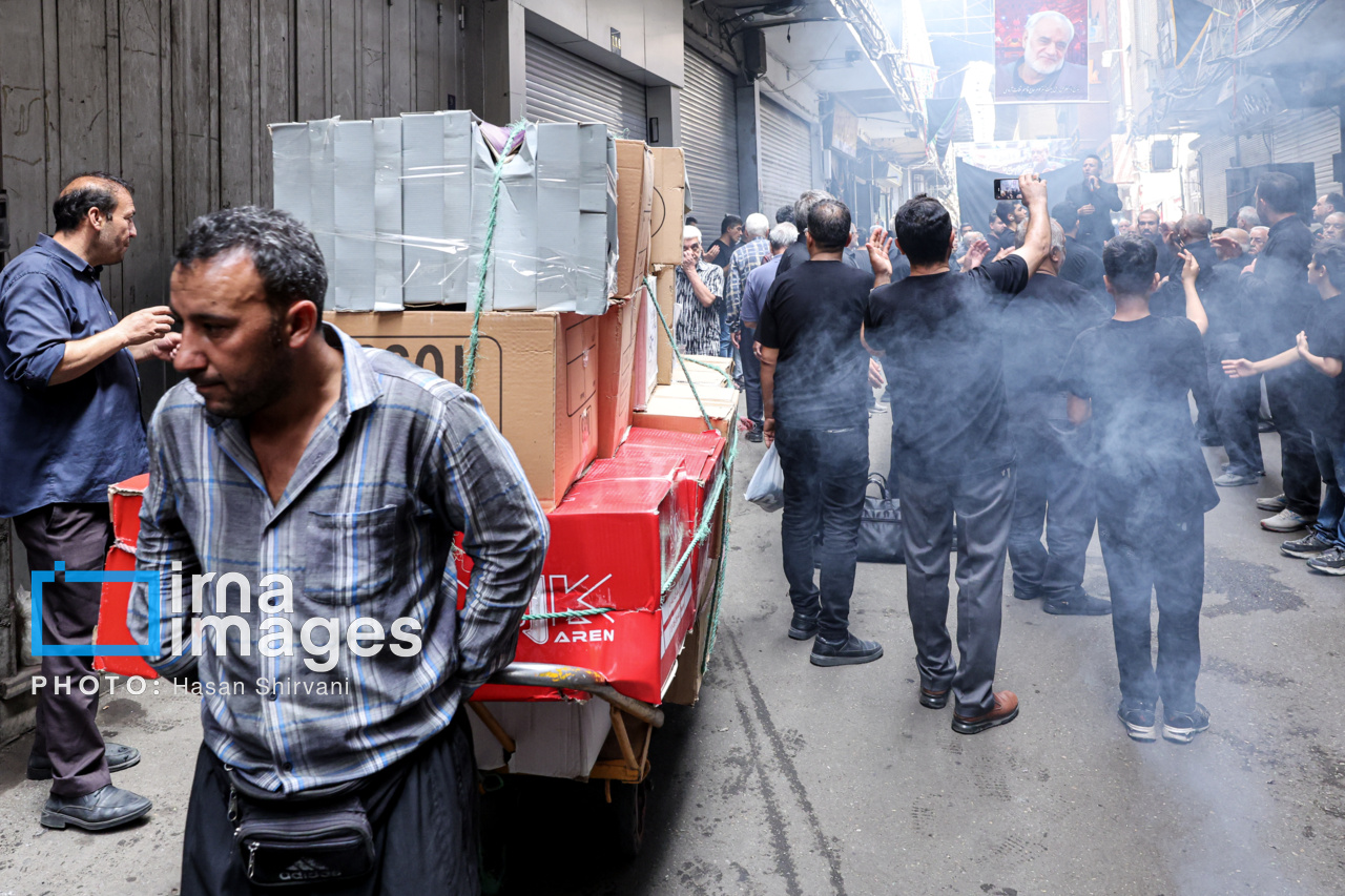 عزاداری در بازار تهران