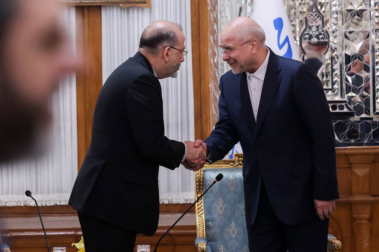 دیدارهای نوروزی جمعی از مسئولان نظام با قالیباف