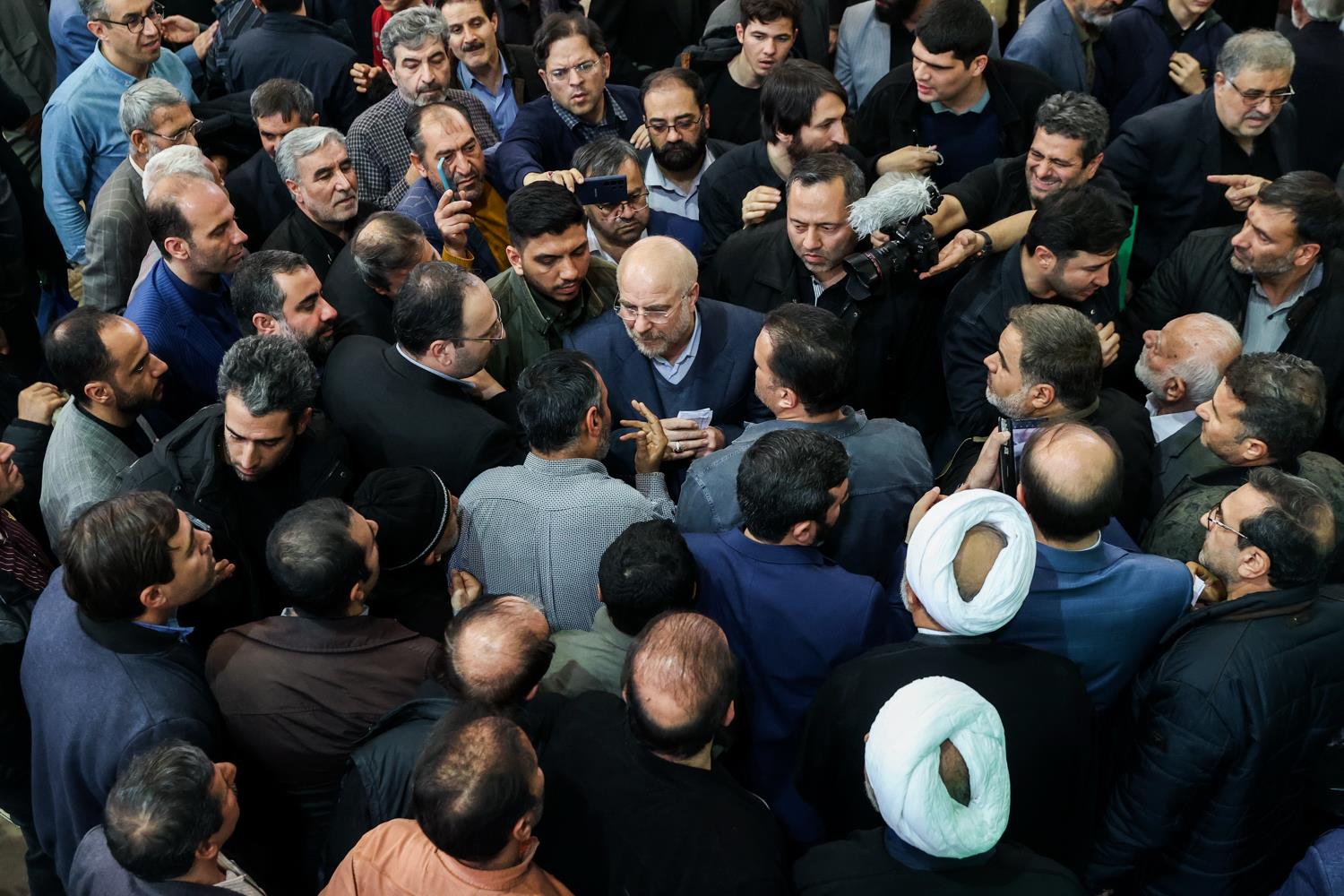 حضور قالیباف در نماز جمعه اسلامشهر 