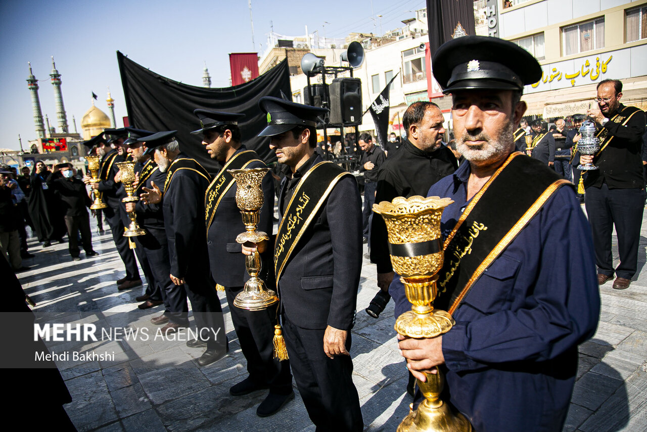  دسته عزاداری خادمین حرم مطهر حضرت معصومه