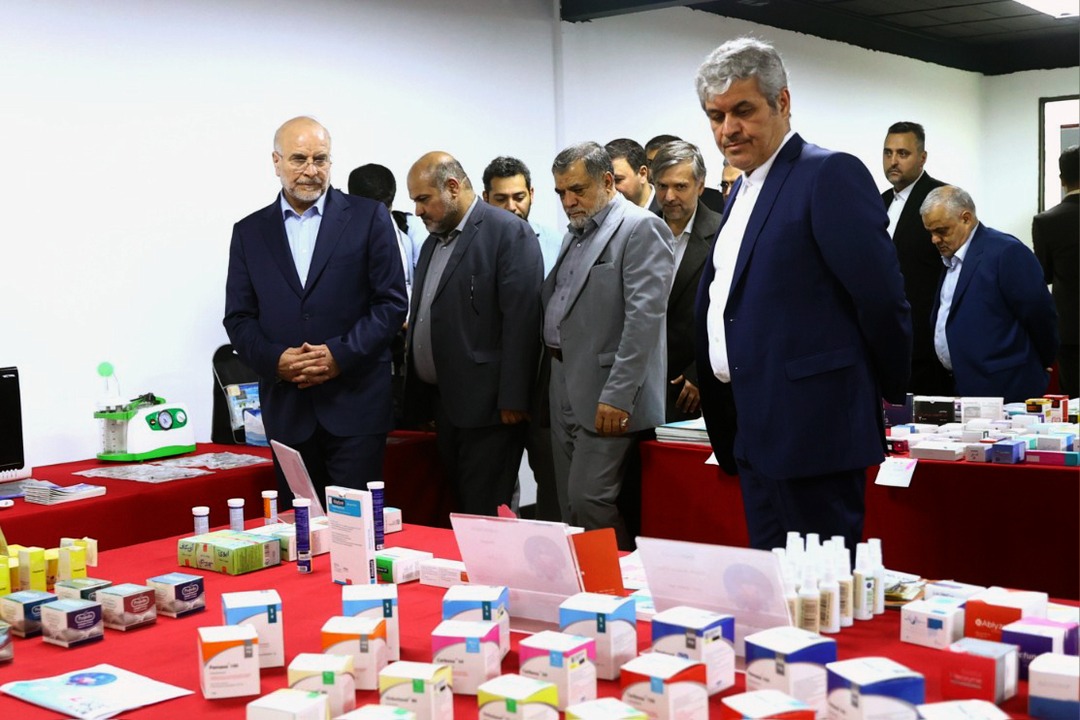 بازدید قالیباف از نمایشگاه دستاوردهای فن آوری جمهوری اسلامی در کاراکاس
