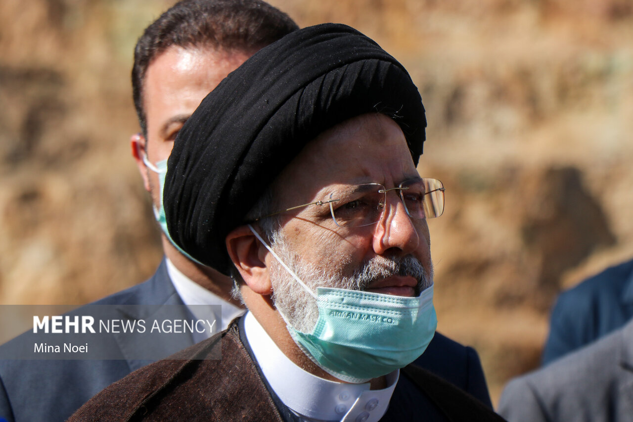 بازدید رییس‌جمهور از مجتمع مس سونگون