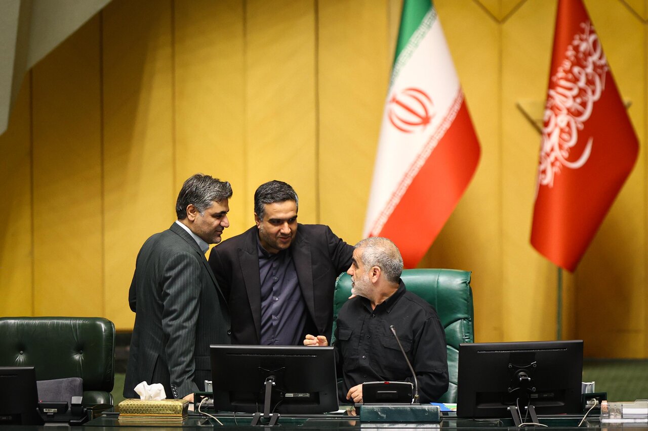 جلسه علنی چهارم تیر ماه مجلس