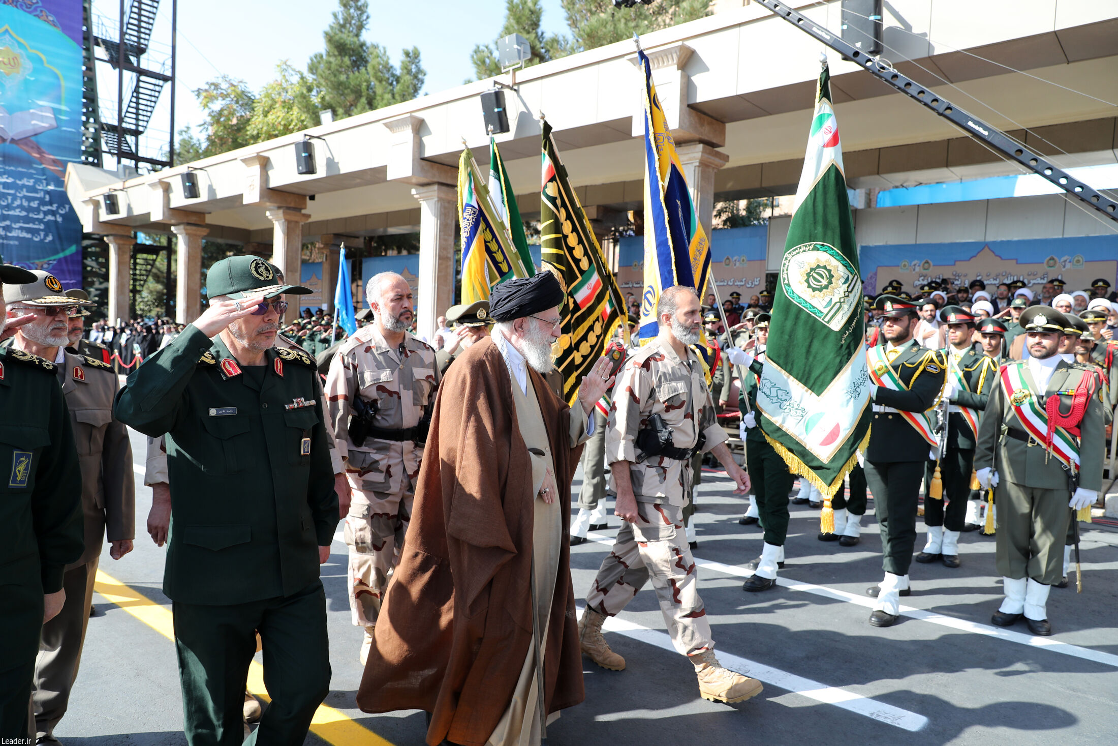 فرمانده کل قوا در مراسم مشترک دانش‌آموختگی