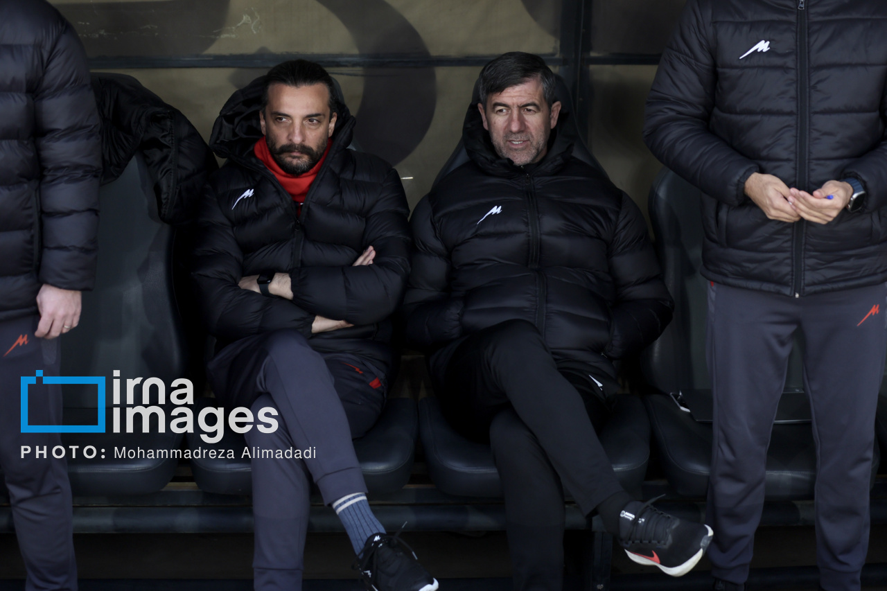 لیگ برتر فوتبال - پرسپولیس و گل گهر