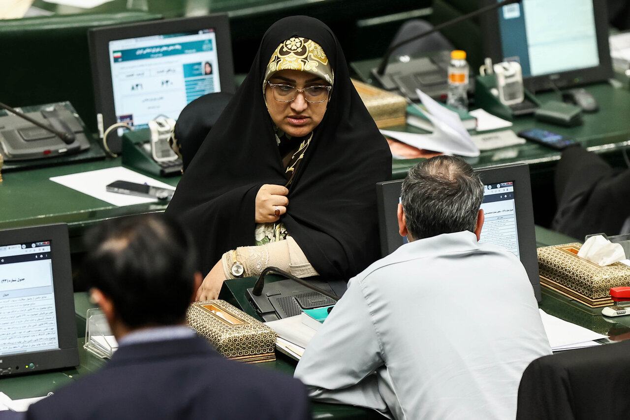 نشست علنی نوبت عصر یکشنبه ۲۶ بهمن ماه مجلس