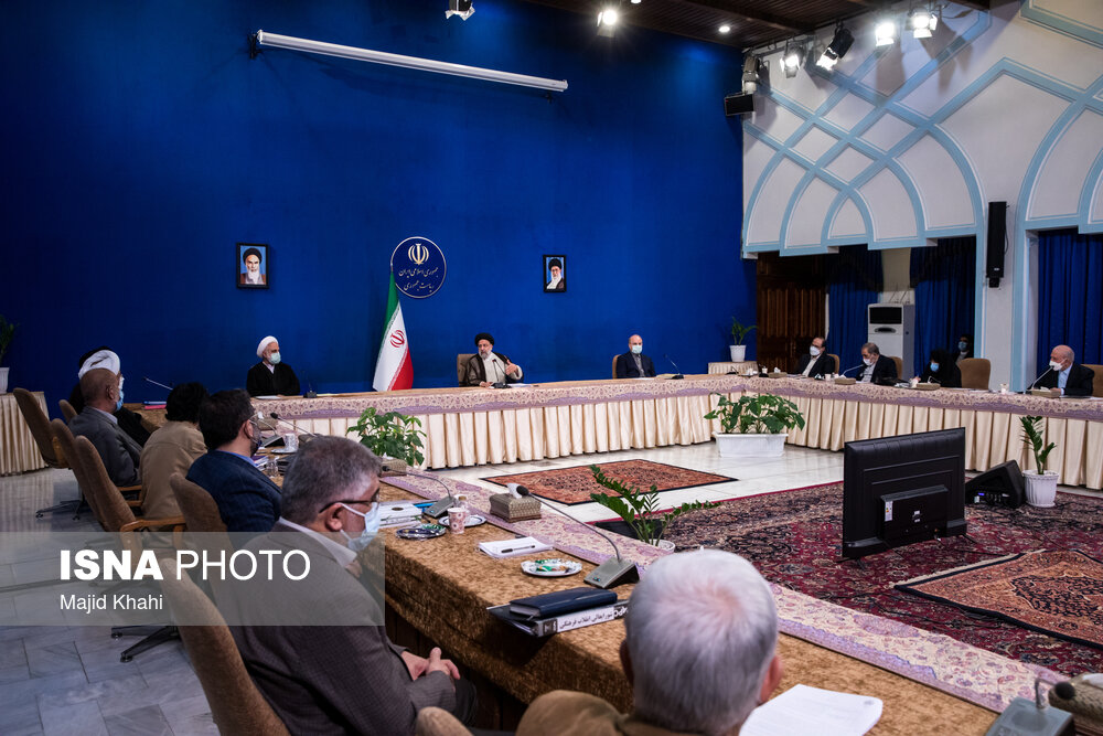 جلسه شورای عالی انقلاب فرهنگی 