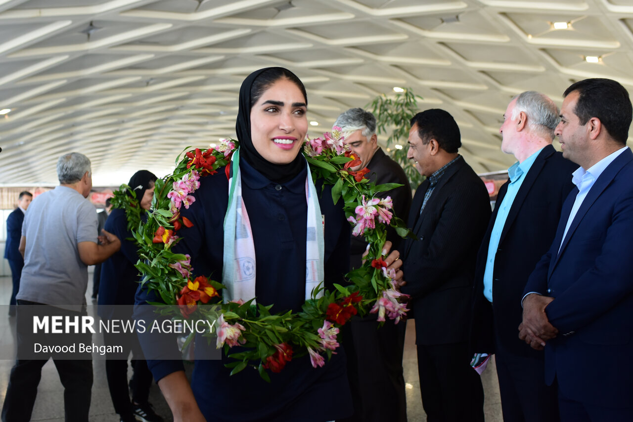 مراسم استقبال از تیم ملی فوتبال بانوان