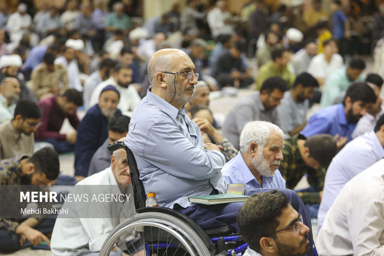 بزرگداشت اربعین شهدای خدمت