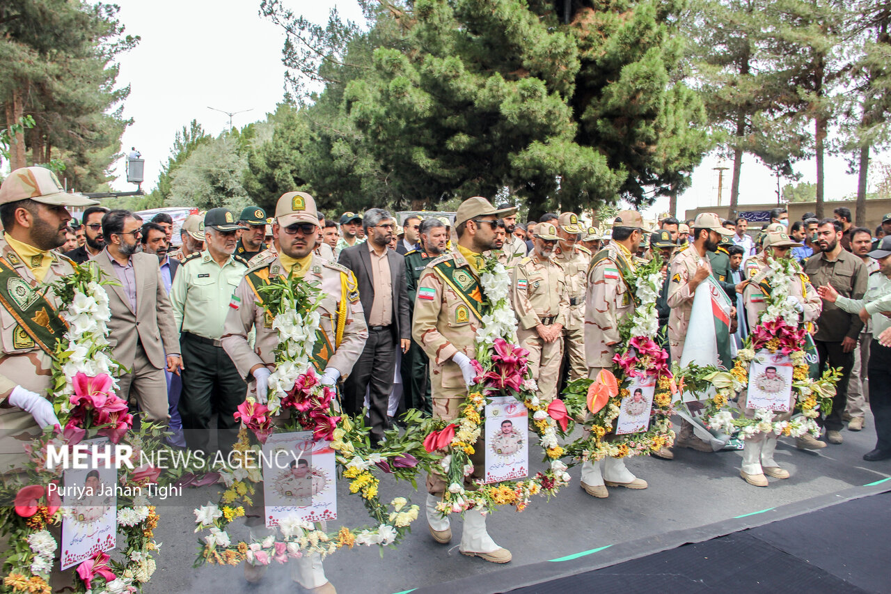 تشییع پیکر شهدای حمله تروریستی
