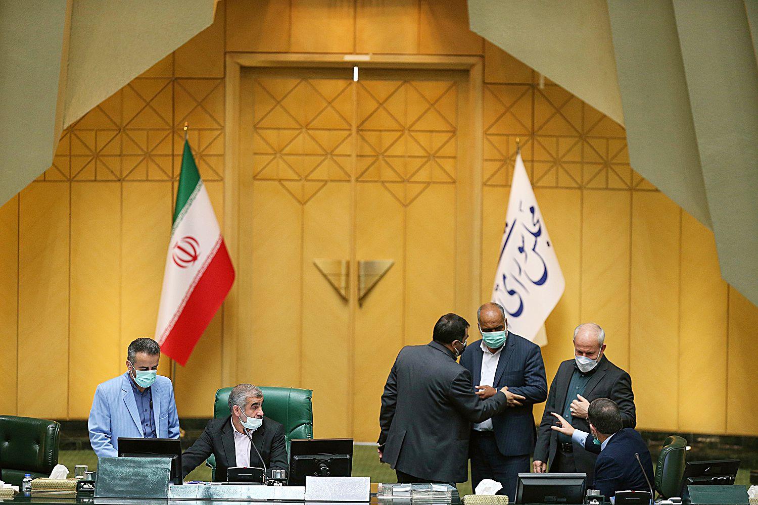 تصاویر: صحن علنی مجلس ۱۸ فروردین ۱۴۰۰