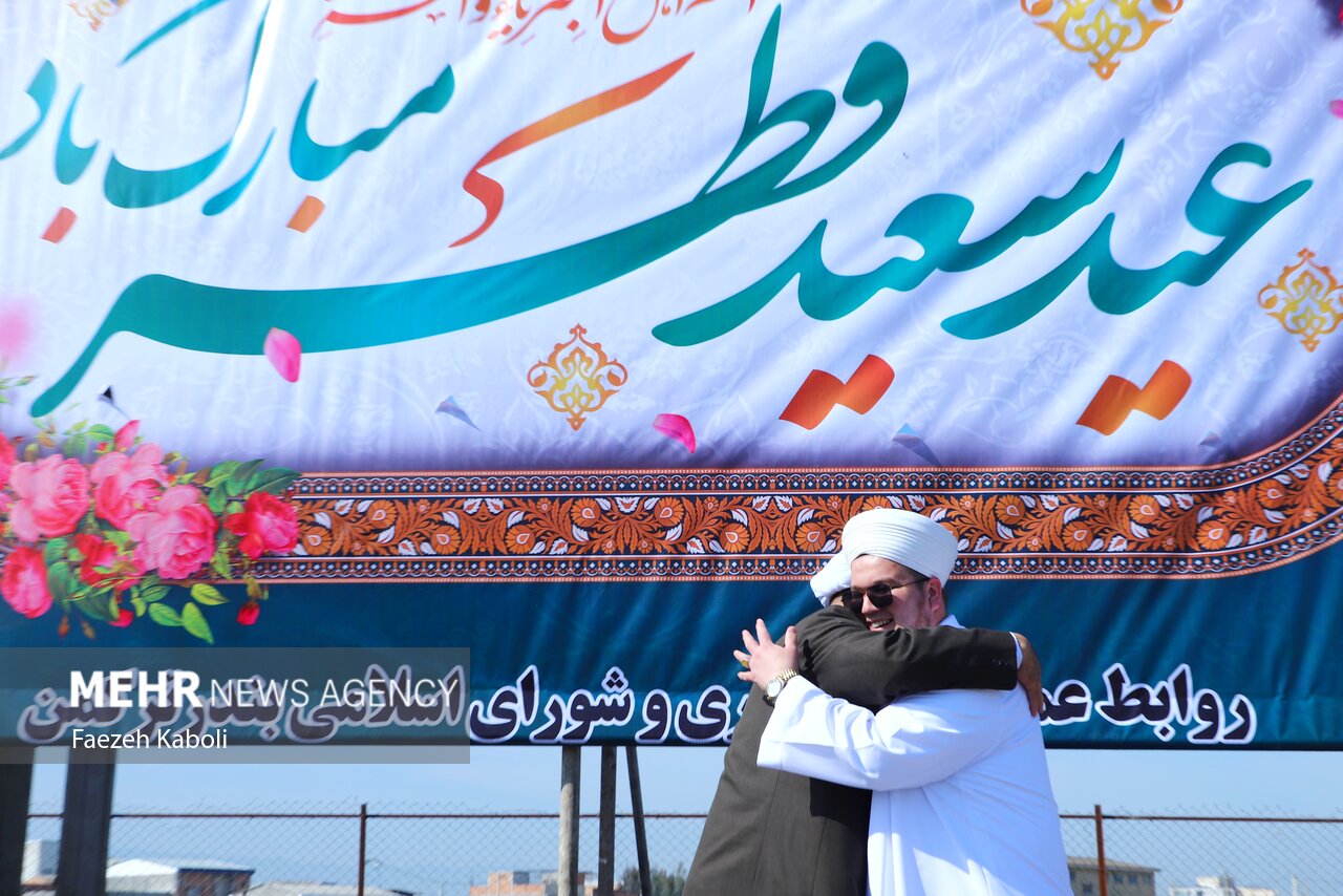 اقامه نماز عید سعید فطر در ترکمن صحرا