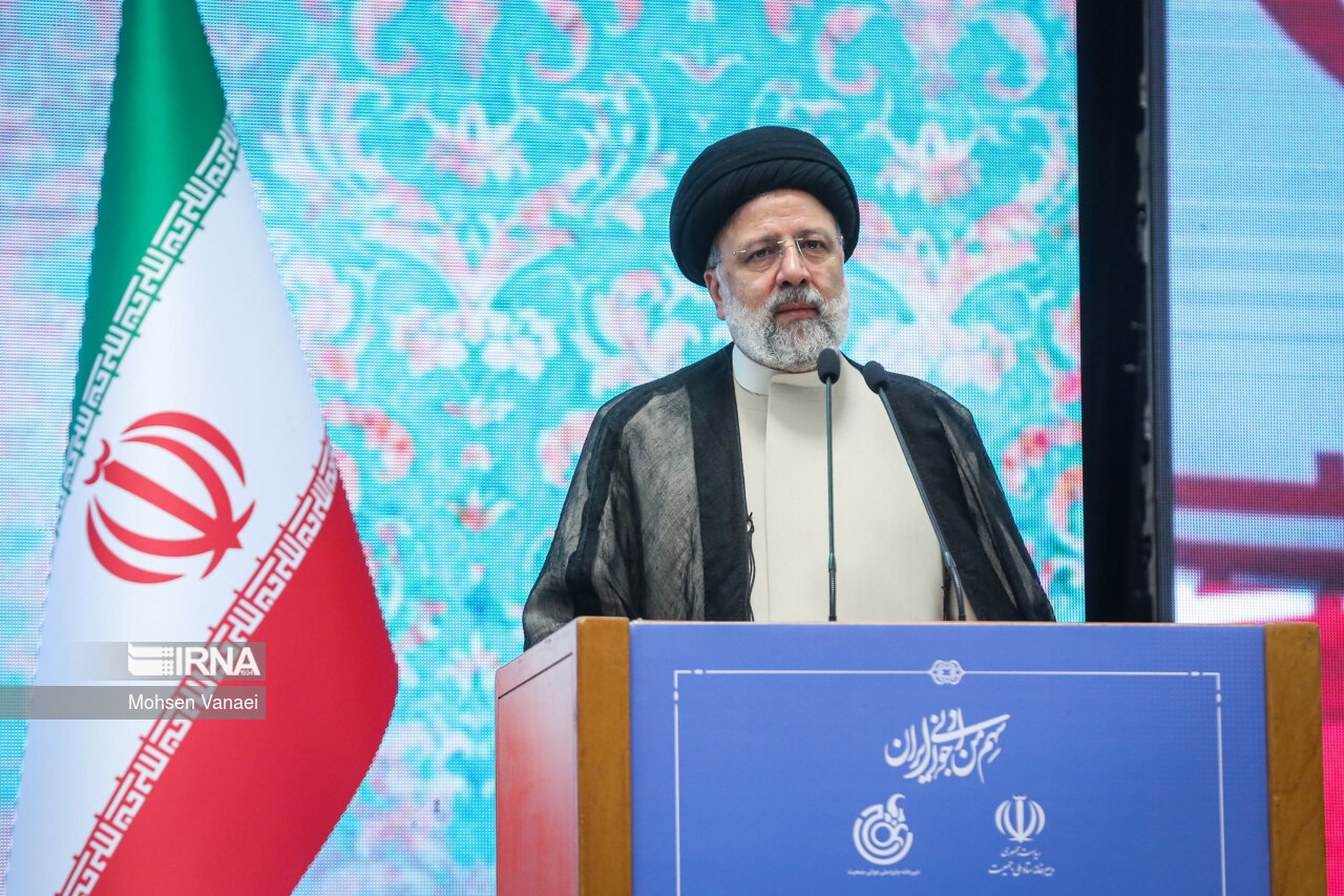 دومین جایزه ملی جوانی جمعیت با حضور رئیسی