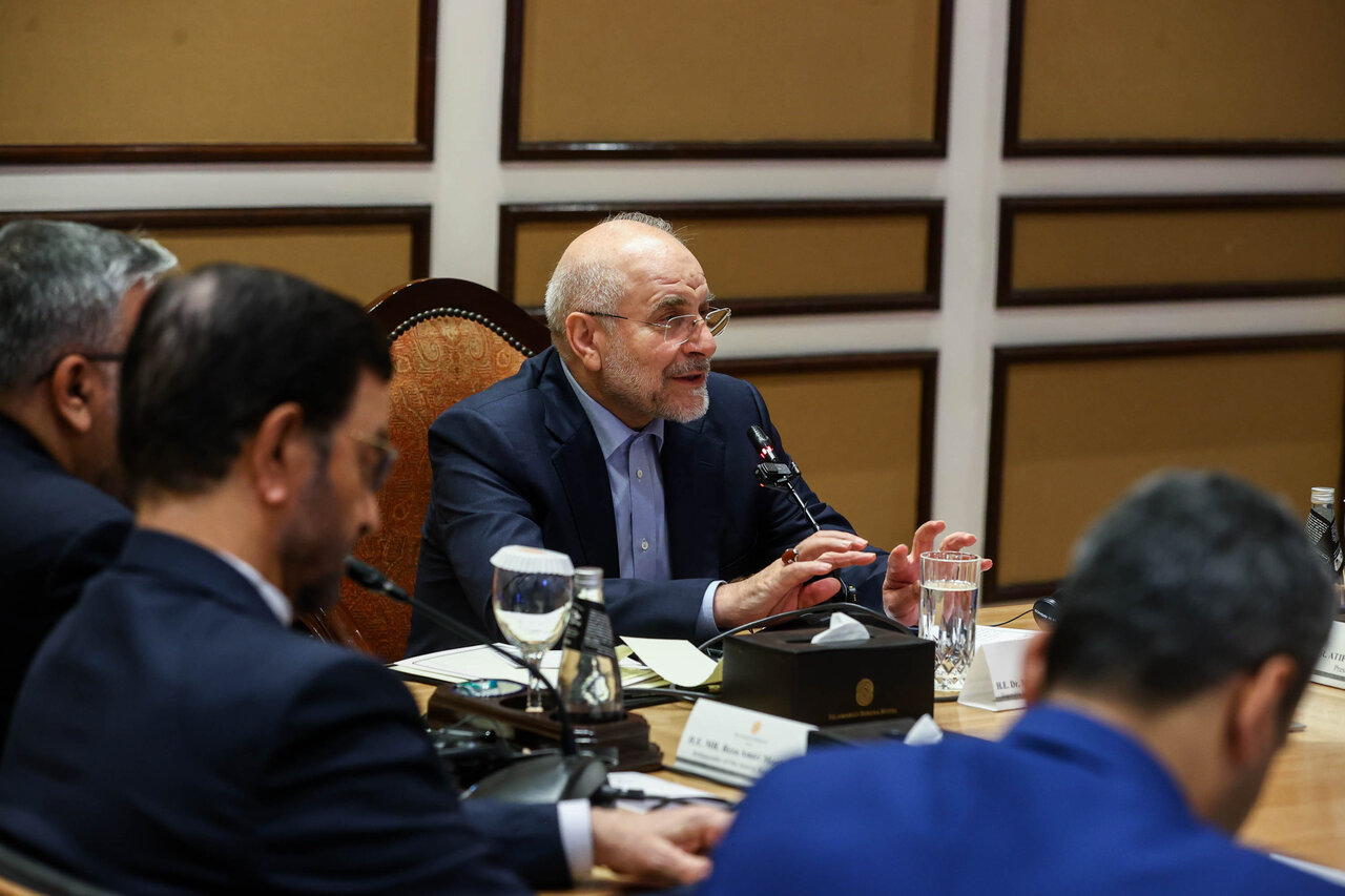 نشست اعضای فدراسیون اتاق‌های بازرگانی پاکستان با  قالیباف 