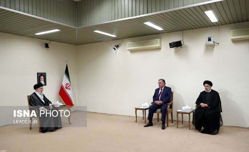 دیدار رئیس جمهور تاجیکستان و هیئت‌ همراه‌ با مقام معظم رهبری