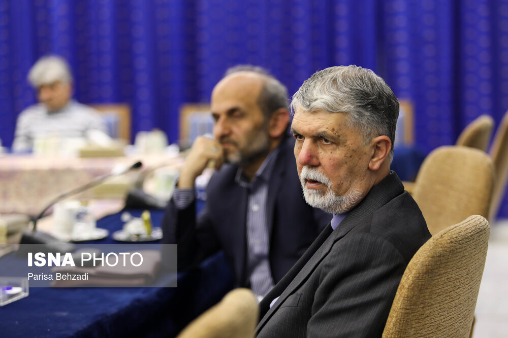 جلسه شورای عالی انقلاب فرهنگی