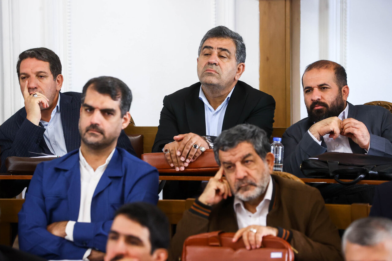 رئیس مجلس در همایش ناظران شورا‌ها