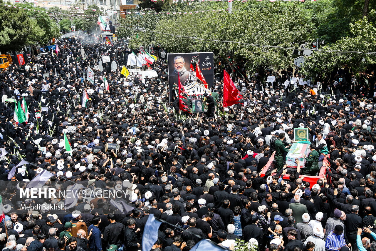 تشییع سرلشکر شهید«محمدسعید ایزدی» در قم