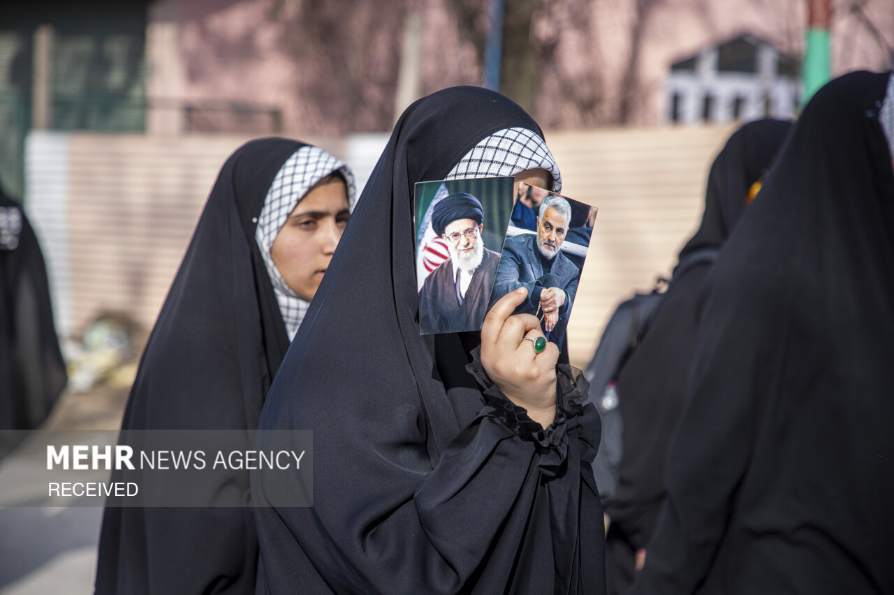 راهپیمایی کشمیری‌ھا در حمایت از رهبر معظم انقلاب