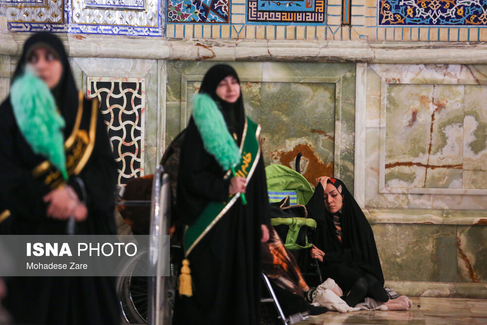 مراسم وداع با شهدای مرزبانی و دفاع مقدس در حرم مطهر رضوی