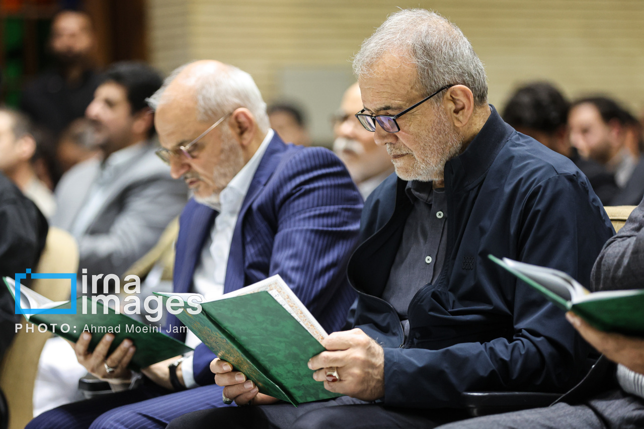 حضور پزشکیان در مراسم ترحیم مادر معاون ارتباطات دفتر رئیس جمهور