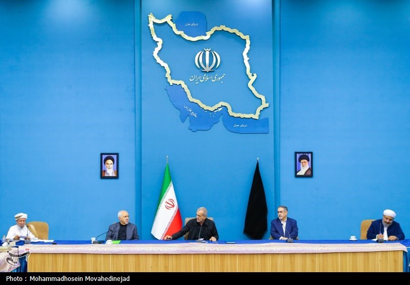 دیدار پزشکیان با اقلیت‌های مذهبی مجلس