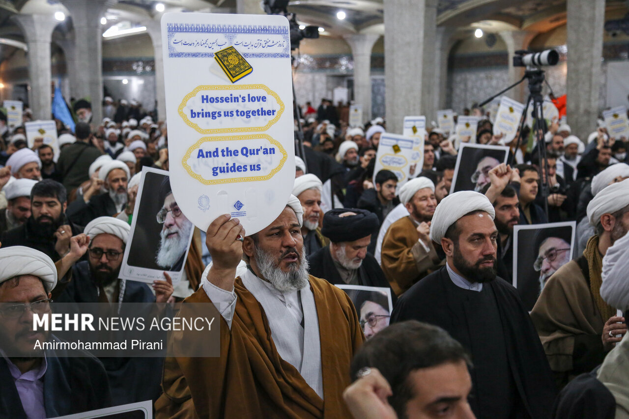 اجتماع حوزویان قم در محکومیت اهانت به قرآن و ولایت