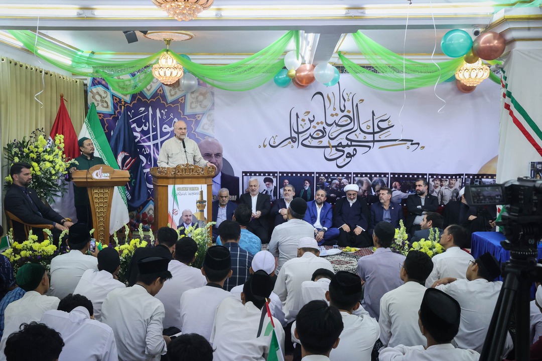 حضور قالیباف در مرکز فرهنگی اسلامی اندونزی