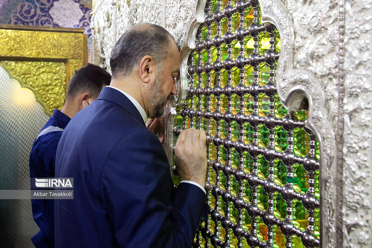 حضور امیرعبداللهیان در اماکن مقدس سوریه