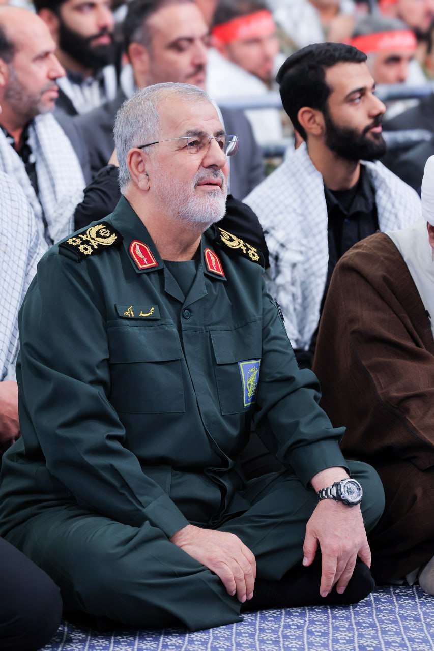 مراسم روز بسیج در حسینیه امام خمینی(ره)