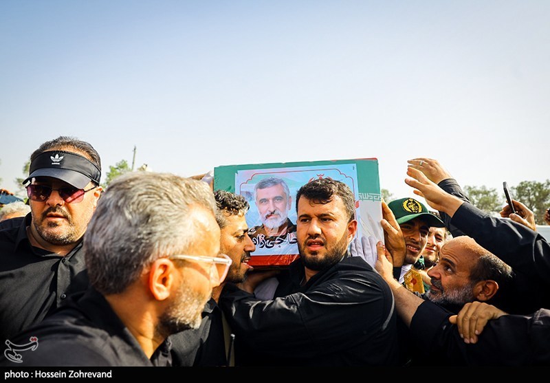 تشییع پیکر سردار شهید امیر علی حاجی زاده