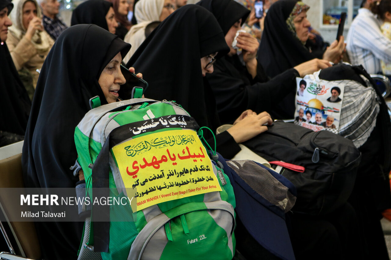 حرکت نخستین قطار زائران گیلانی اربعین حسینی به کرمانشاه