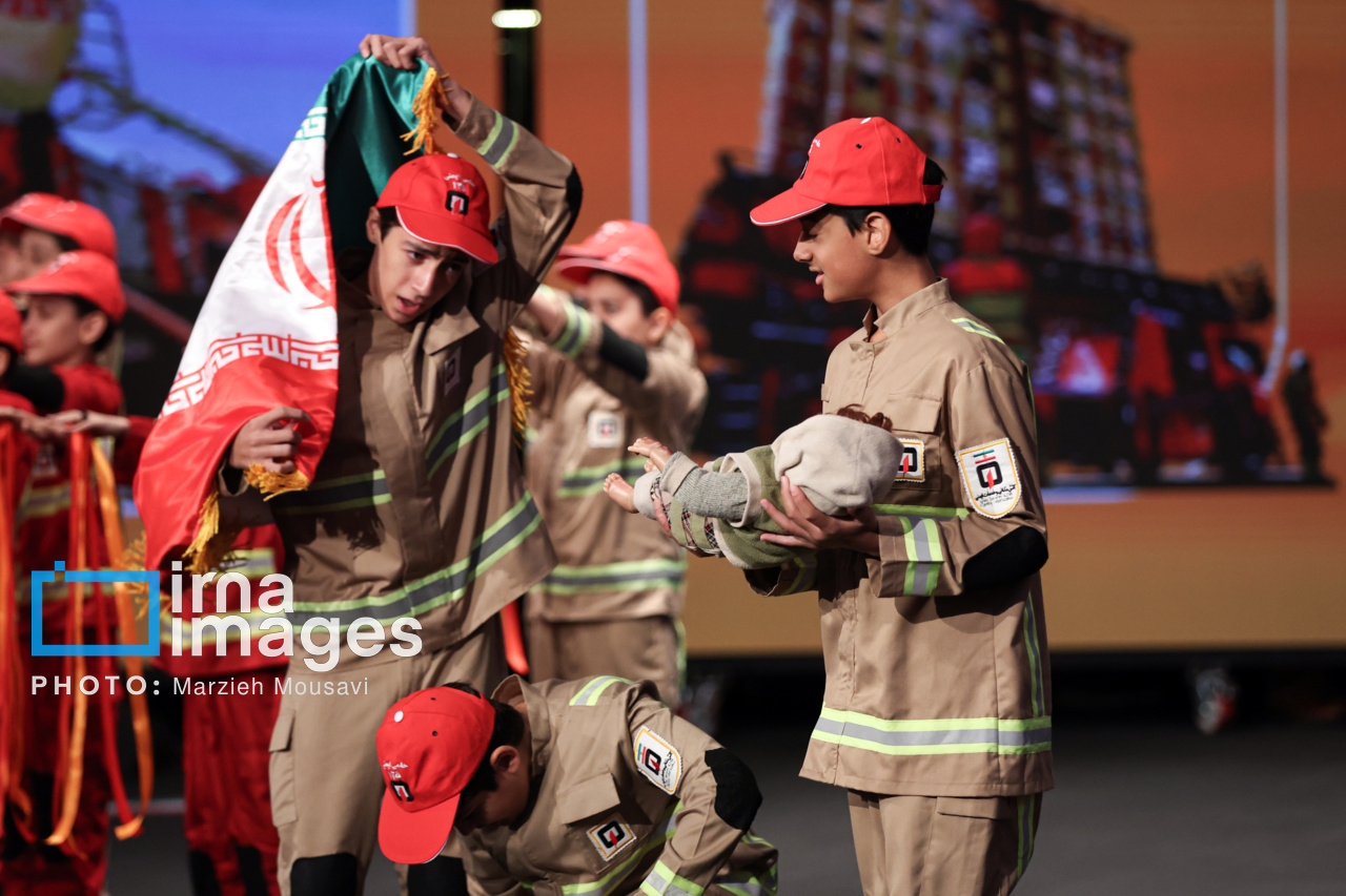 گرامیداشت روز آتش‌نشان