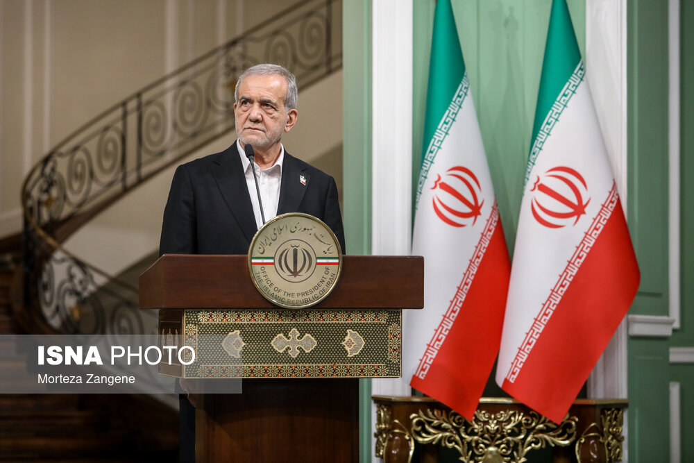 استقبال رسمی از امیر قطر