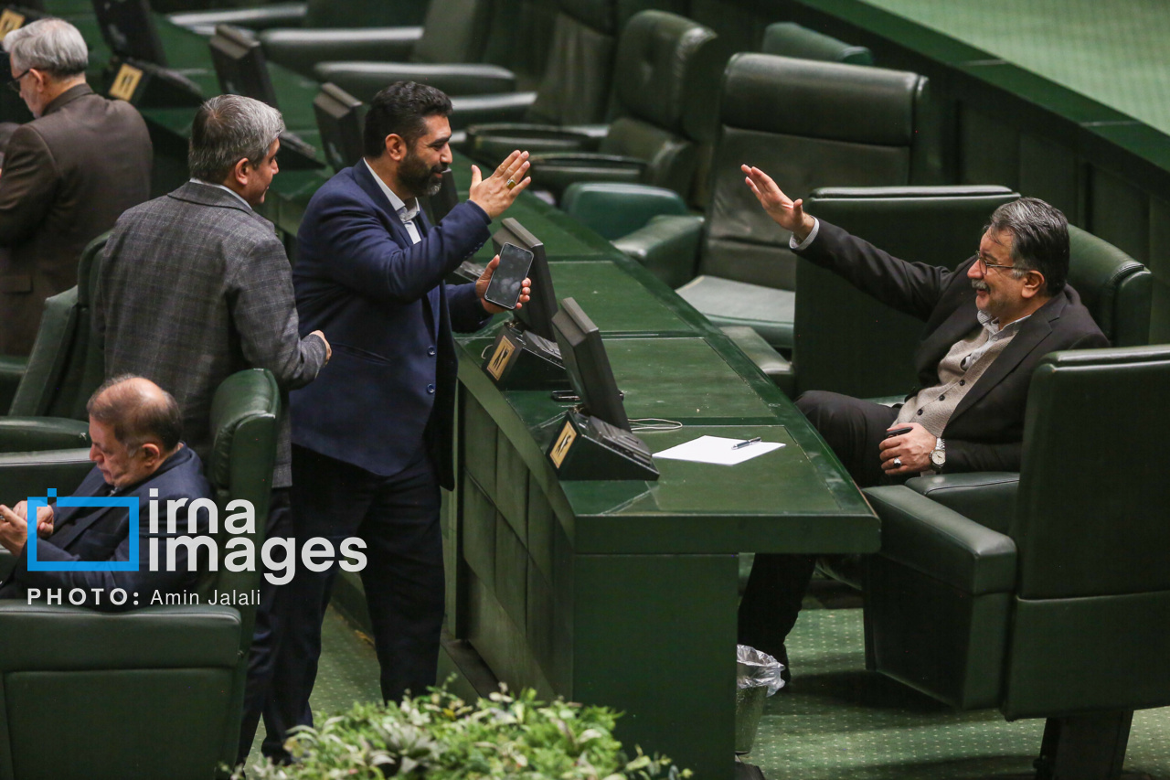 جلسه علنی مجلس 