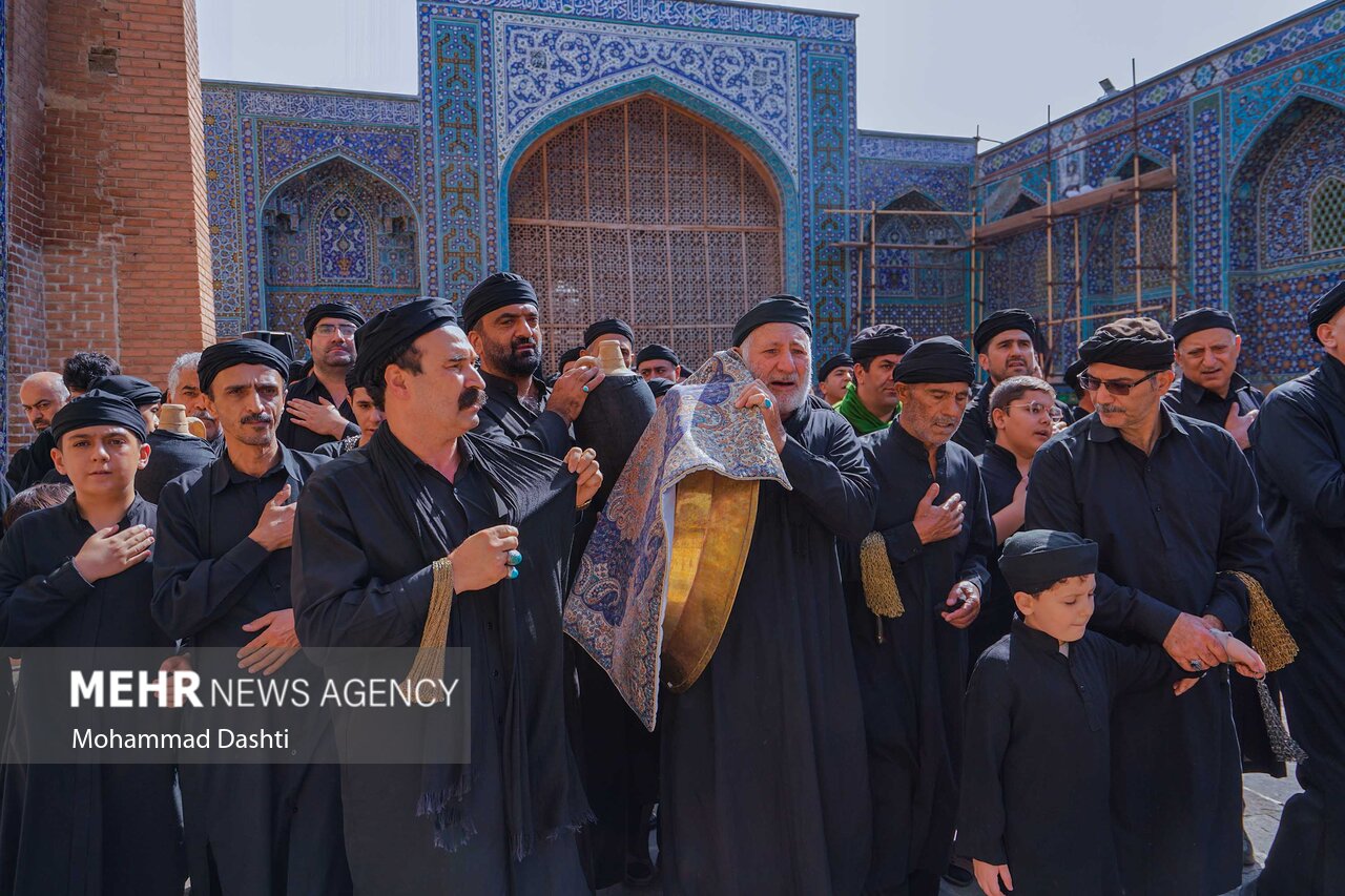 آیین طشت گذاری ماه محرم
