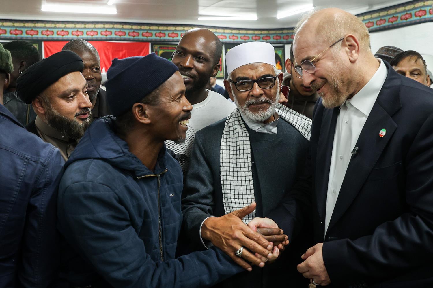 حضور قالیباف در جمع صمیمانه شیعیان آفریقای جنوبی