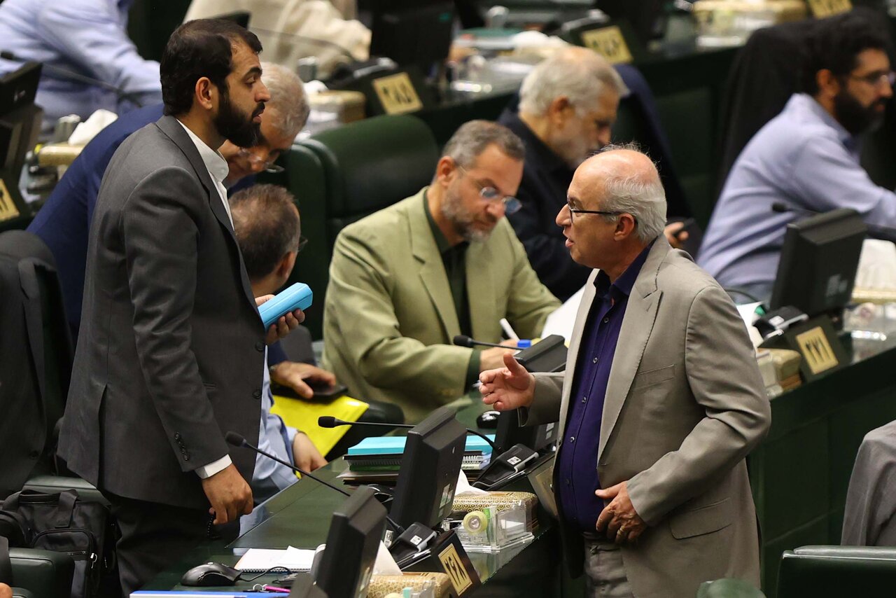 صحن علنی یکشنبه ۴ شهریورماه مجلس