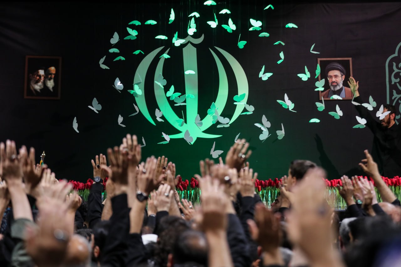 مراسم وداع با پیکر قائد شهید انقلاب اسلامی  