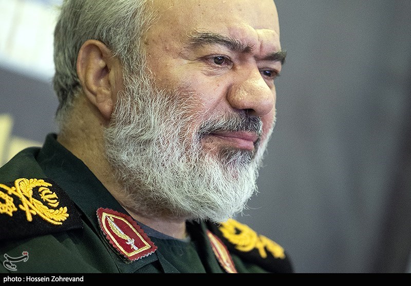 نمایشگاه هفته پژوهش سپاه پاسداران در ستاد سپاه