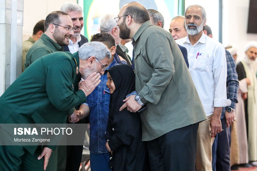 مراسم اولین سالگرد شهادت سردار زاهدی و همراهان