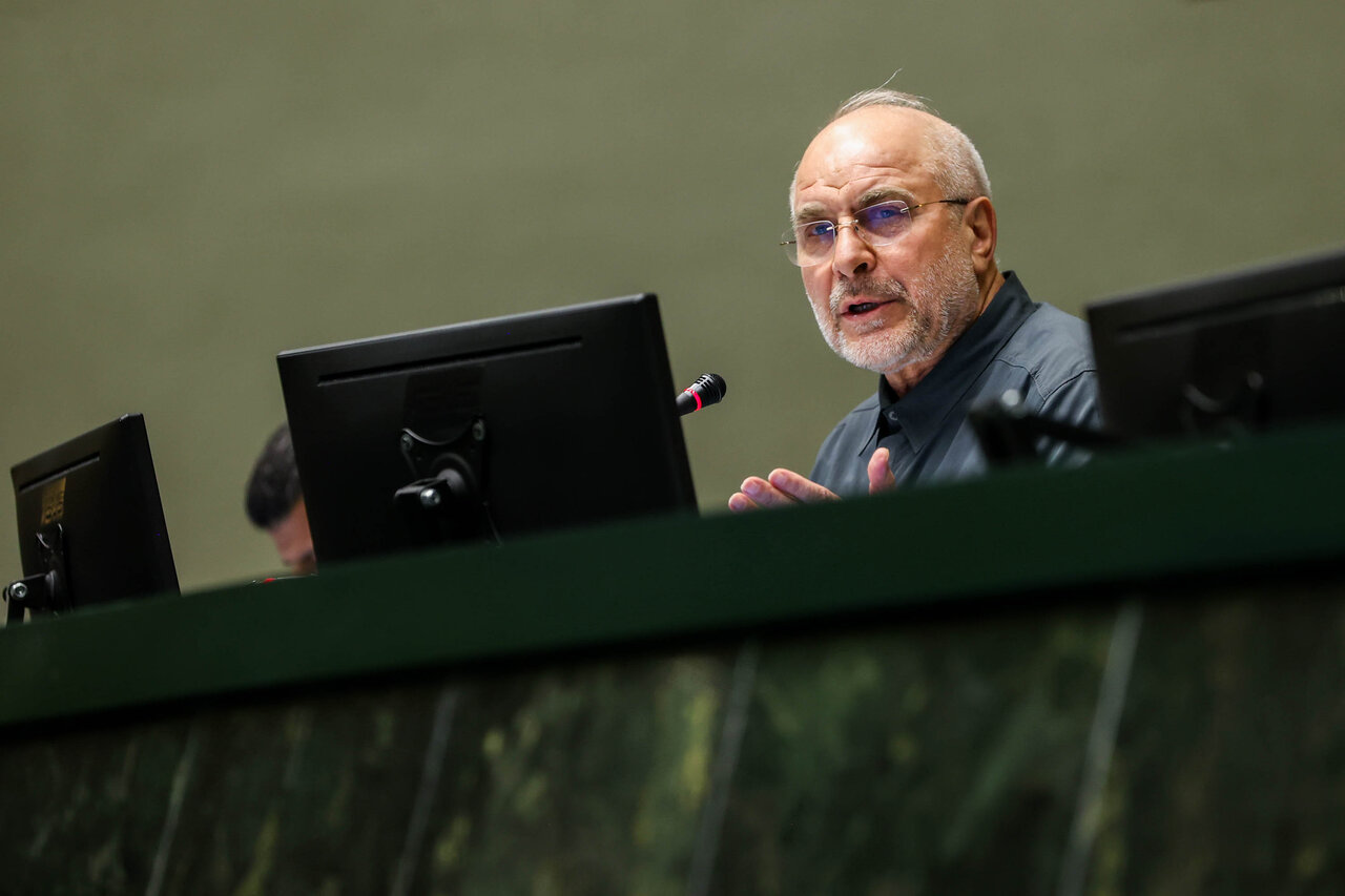 بررسی اجرای برنامه هفتم در مجلس با حضور رئیس جمهور