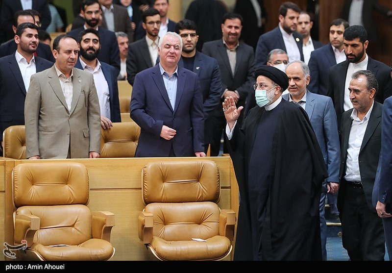 حضور قالیباف همایش ملی مسئولیت اجرای قانون اساسی