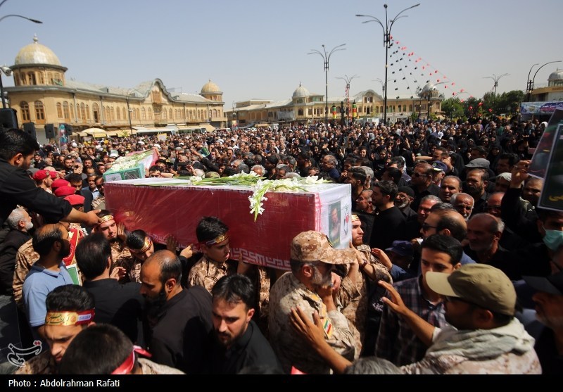 تشییع پیکر شهدای حملات رژیم صهیونیستی در همدان