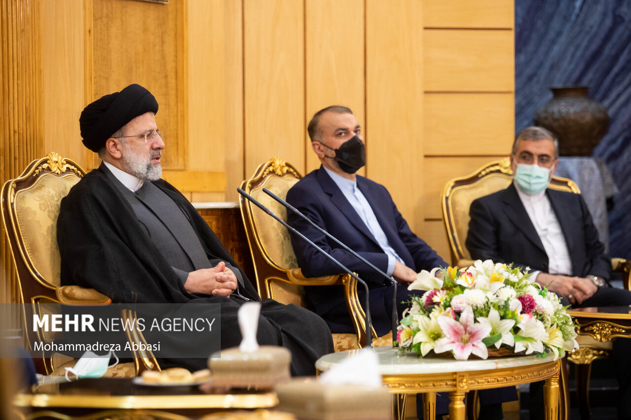 بازگشت رئیس جمهور از سفر ترکمنستان