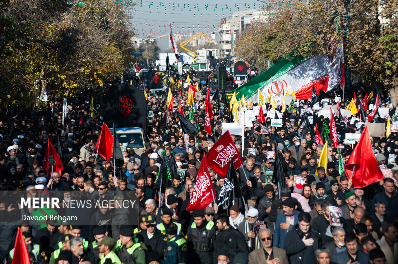 تشییع پیکر مطهر ۳۰۰ شهید گمنام دفاع مقدس در سراسر کشور