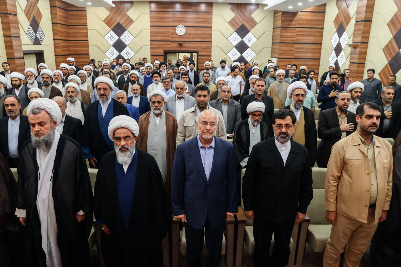  آیین تجلیل از اساتید و مدیران پژوهشی با حضور قالیباف