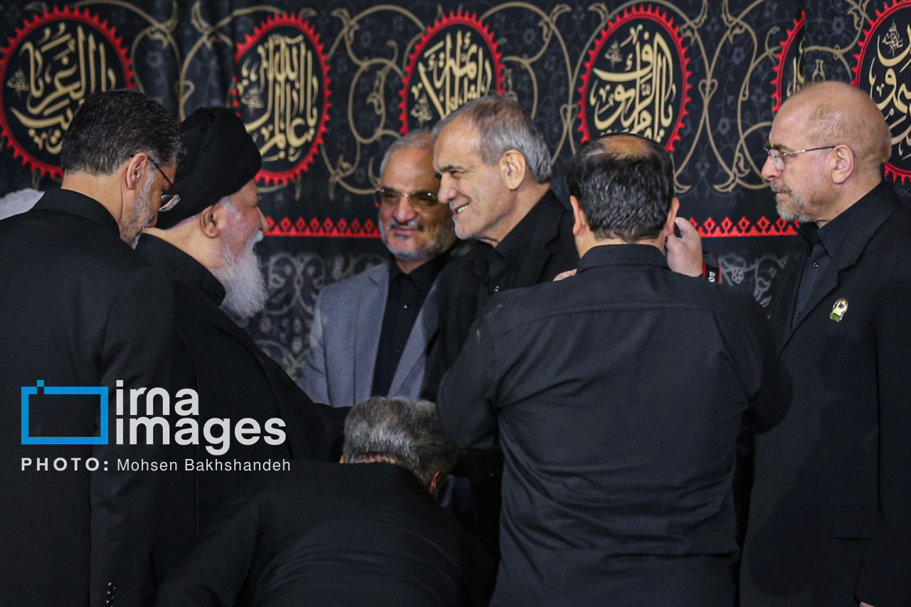 خطبه خوانی شب شهادت امام رضا (ع)