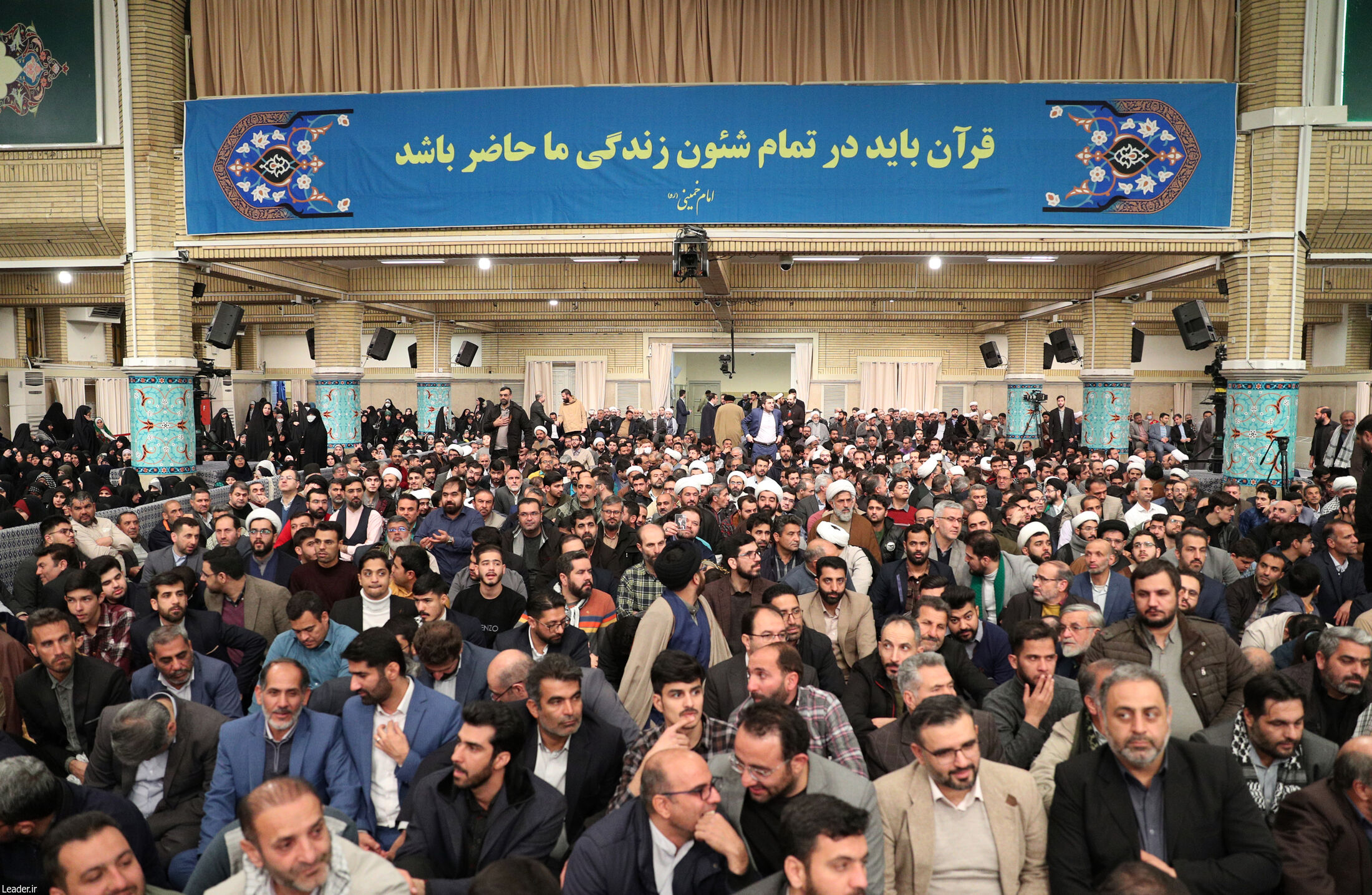 دیدار شرکت‌کنندگان در مسابقات قرآن با رهبر انقلاب