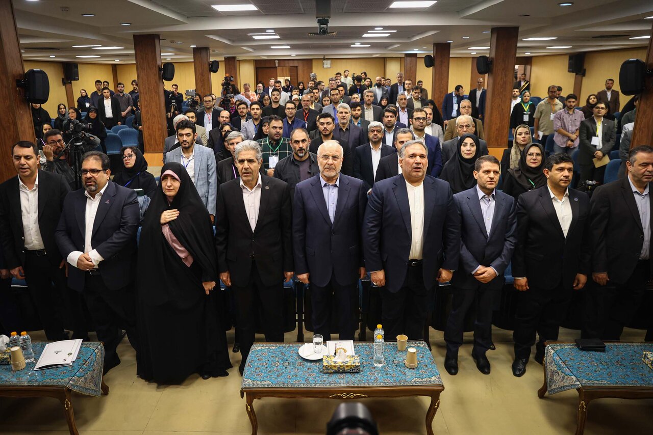 حضور قالیباف در همایش بین‌المللی صنعت نفت و گاز 